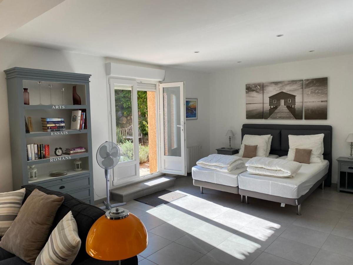 Appartement Et Studio Les Glycines Clara Экстерьер фото